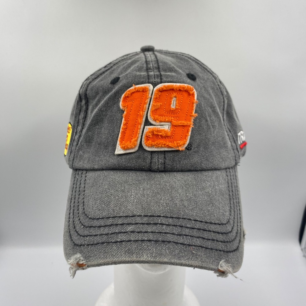 Martin Truex Jr 19 Hat NASCAR Joe‎ Gibbs Racing Tracker Boats Bass Pro Distress